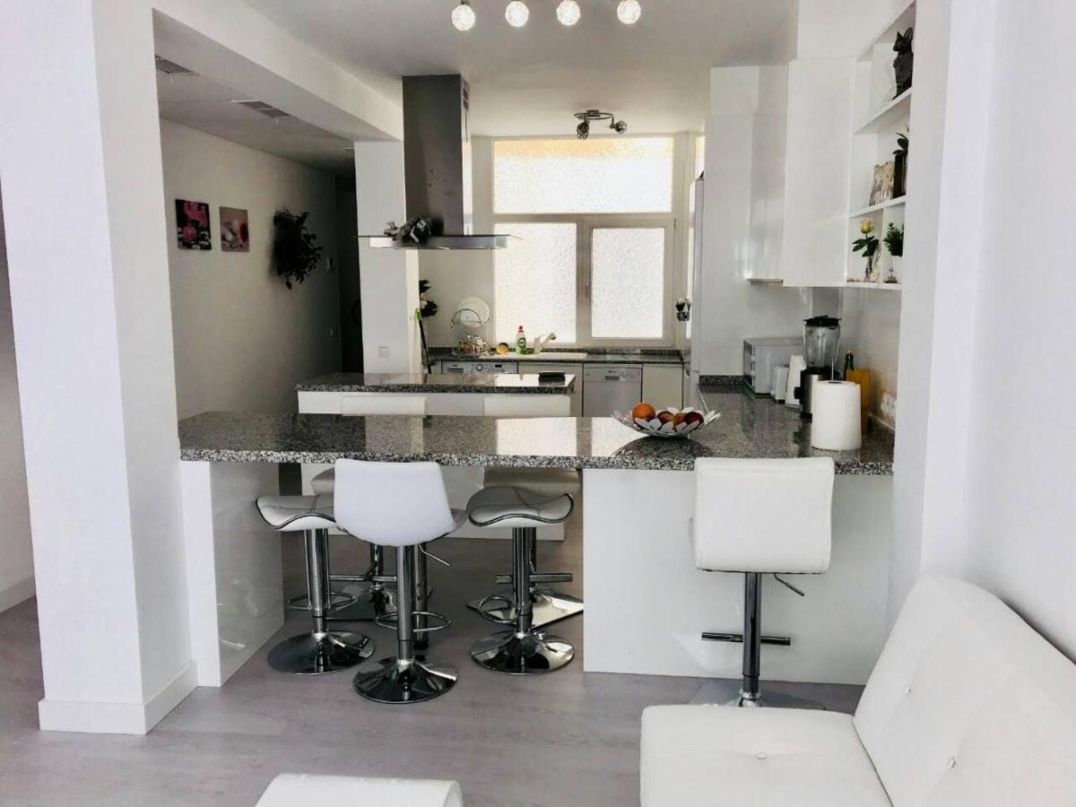 Apartamento Castillo Santa Barbara Alicante Ngoại thất bức ảnh